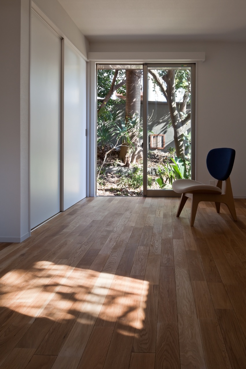 House B/C first floor bedroom towards the pedestrian street   House B/C first floor bedroom towards the pedestrian street